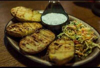 Chata Marycha Grill & Bistro