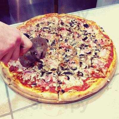 Soprano Pizza & Kebab & Grill