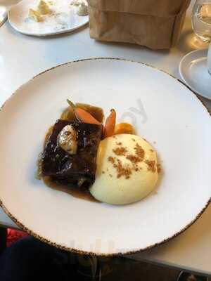 Garmasz Butcher & Restaurant