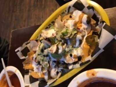 Momencik Vegan Burritos & Tacos