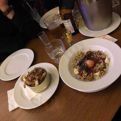 Wuwu Bistro Vodka Bar