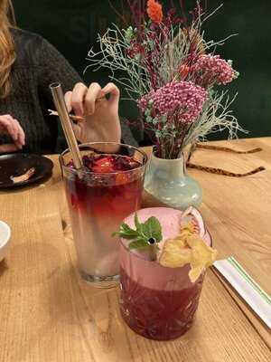 Shoku Restaurant & Bar