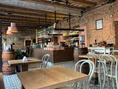 Borpince Restauracja I Winiarnia Węgierska