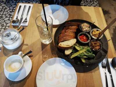 Borpince Restauracja I Winiarnia Węgierska