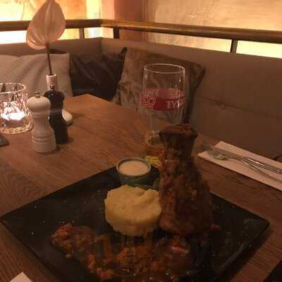 Latem Bar & Restauracja