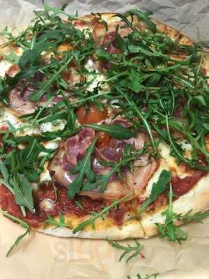 Pazzo Caffe & Piekarnia & Bistro