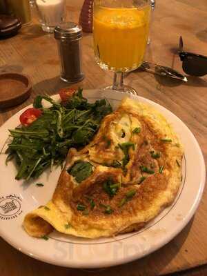 Bułkę Przez Bibułkę