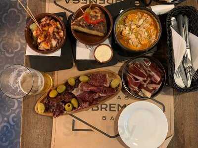 Sobremesa Tapas Bar