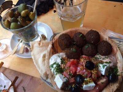 Beirut Hummus & Music Bar
