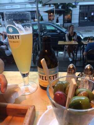 Beirut Hummus & Music Bar