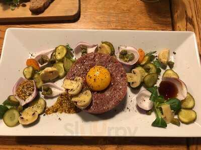 PÓŁ Żartem PÓŁ Serio Bistro