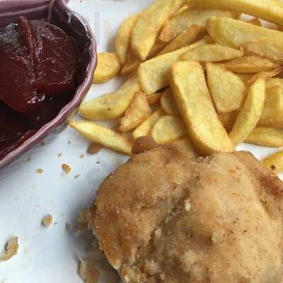 PÓŁ Żartem PÓŁ Serio Bistro