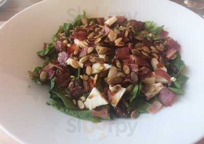 Calabria Trattoria Pizzeria