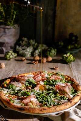 Calabria Trattoria Pizzeria