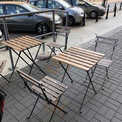 Labour Cafe Deli & Co-working