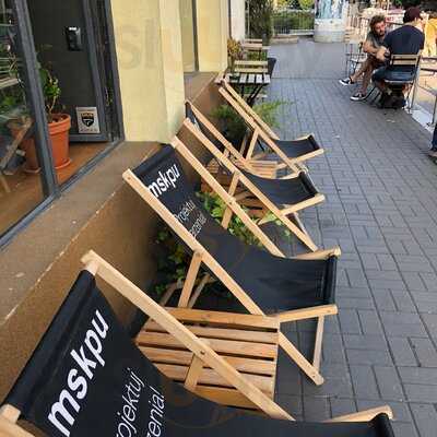 Labour Cafe Deli & Co-working