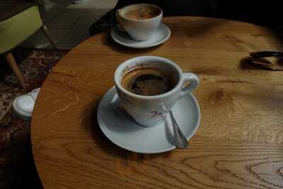 Labour Cafe Deli & Co-working