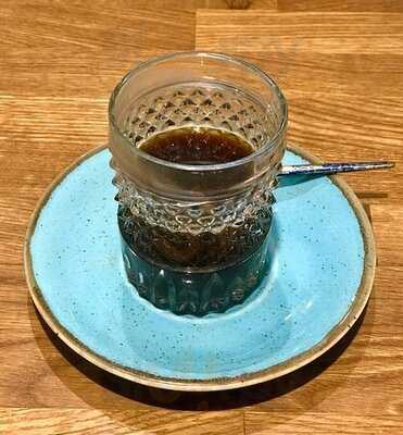 Lente - Modern Mediterranean