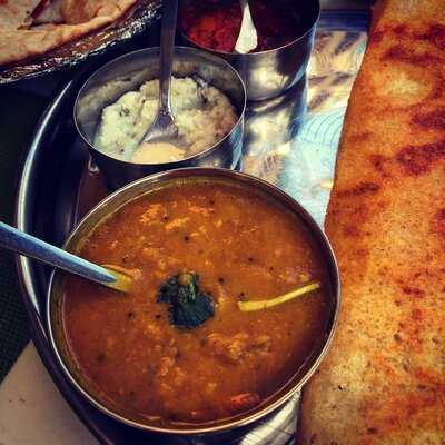 Tulsi Indyjska Restaracja  Warszawa - Mokotow