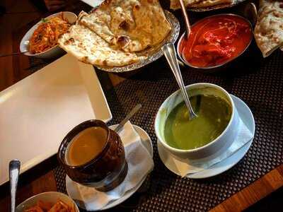 Tulsi Indyjska Restaracja  Warszawa - Mokotow