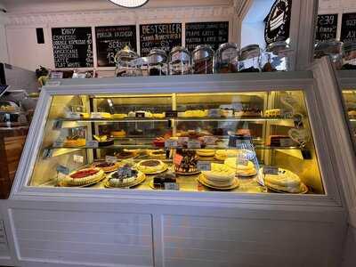 The Cheesecake Corner Nowy Swiat