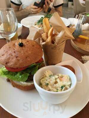 Restauracja Ambasada