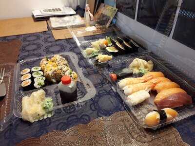 Miseczka Oshin. Sushi Bar