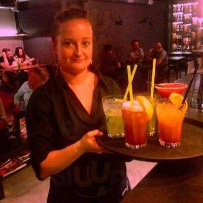 8my Kwadrat Restaurant