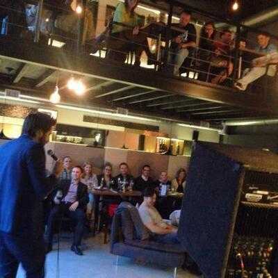 8my Kwadrat Restaurant