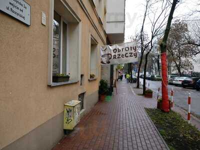 Obroty Rzeczy Restaurant & Cafe