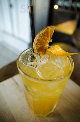 Zamieszanie - Cocktail Bar