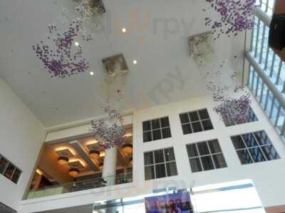 Pistaccio Lobby Bar & Lounge