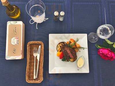 Old Town Restaurant - Ptaszek W Klatce