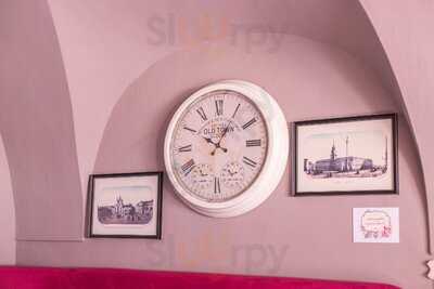 Old Town Restaurant - Ptaszek W Klatce