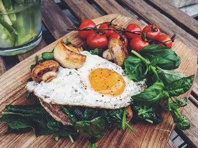 Naprzeciw Food & Drink