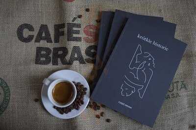 Królikarnia Cafe By Art Bookstore