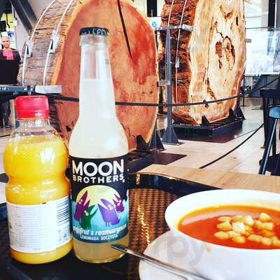 Kopernik Cafe Bistro