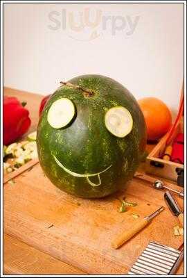 Owocni - Świeżo Wyciskane Soki