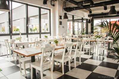 Restauracja Dwa Światy Retkinia