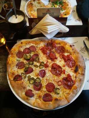 Presto Pizzeria Trattoria