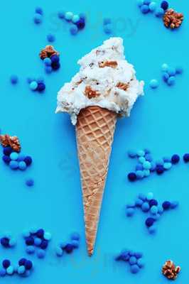 Soprano. La Casa Del Gelato.