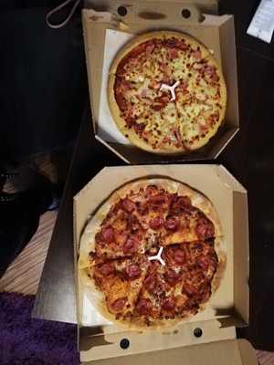 Pizza Hut Łódź Brzóski