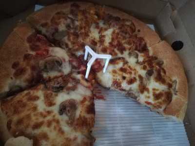 Pizza Hut Łódź Brzóski