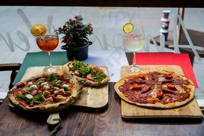 Amore Vero Italian Restaurant Pizzeria & Cocktail Bar