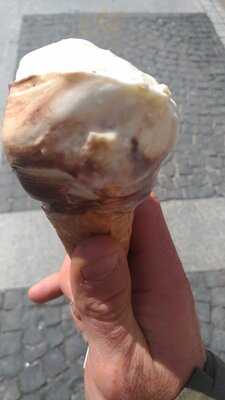 Łodziarnia - Lody Na Okragło