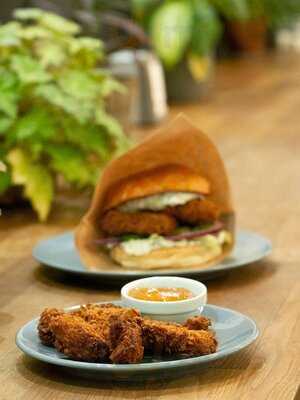 Fafalafa By Papuvege