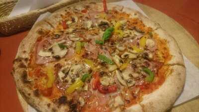 Ferro Di Cavallo Pizzeria