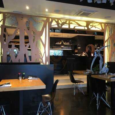 Tokyo Sushi Bar & Restaurant