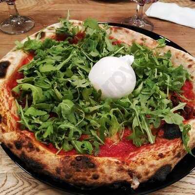 Przyjemność Pizza I Szprycer