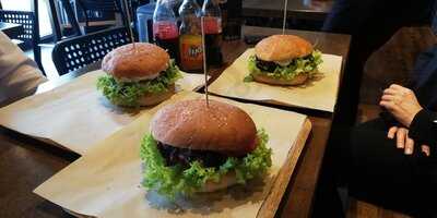 Baranola Burger